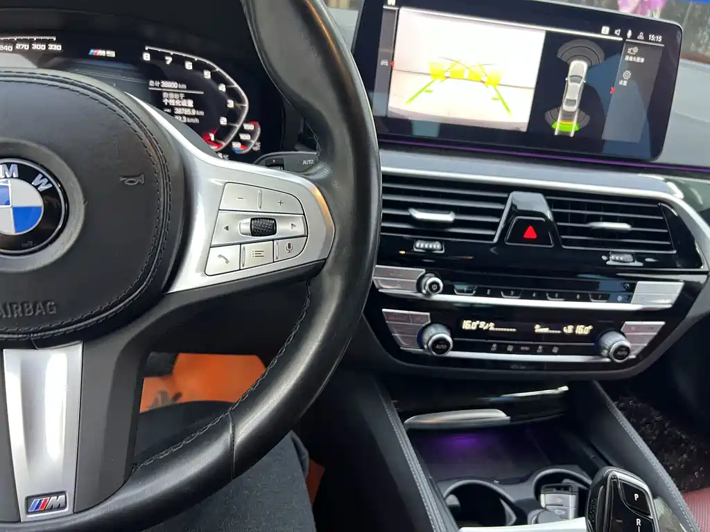 BMW 5 Series — фото 19