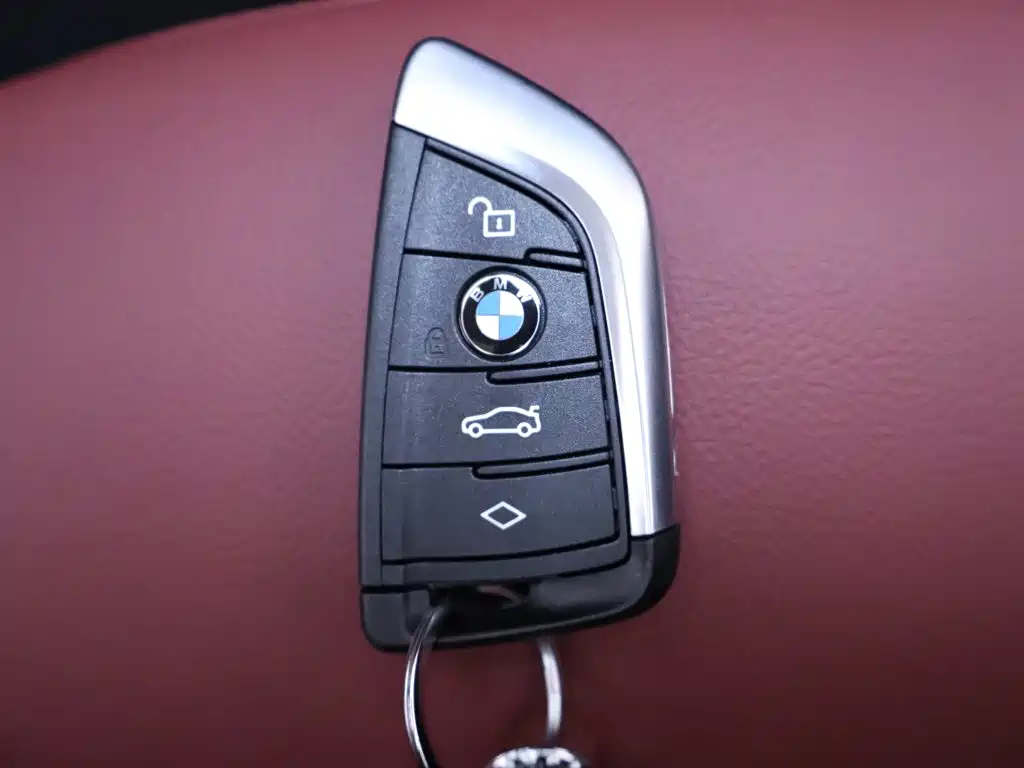 BMW X3 — фото 25