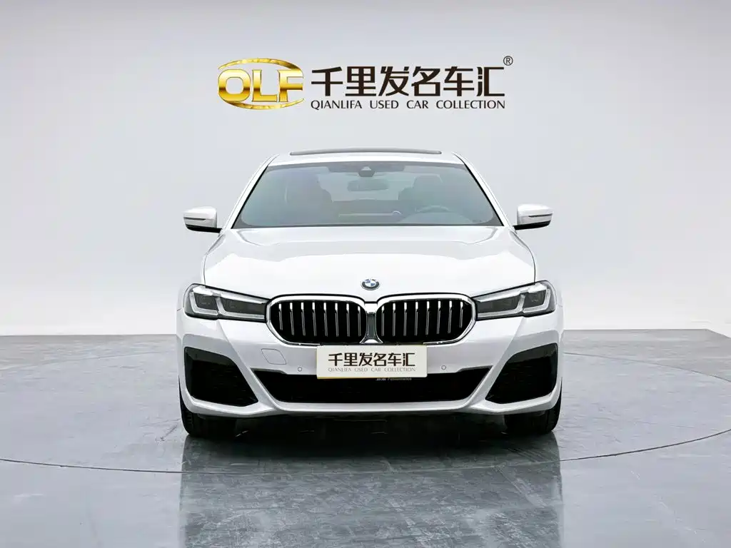 BMW 5 Series — фото 6