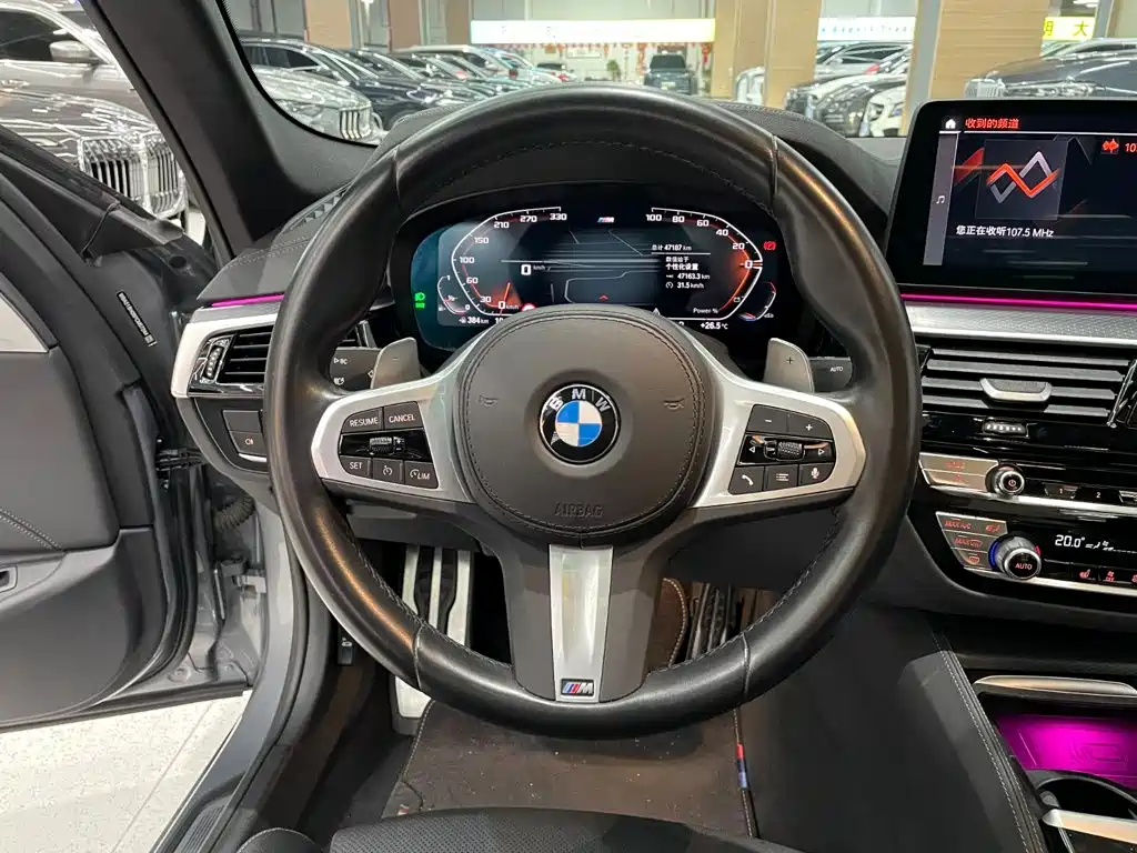 BMW 5 Series (Import) — фото 2