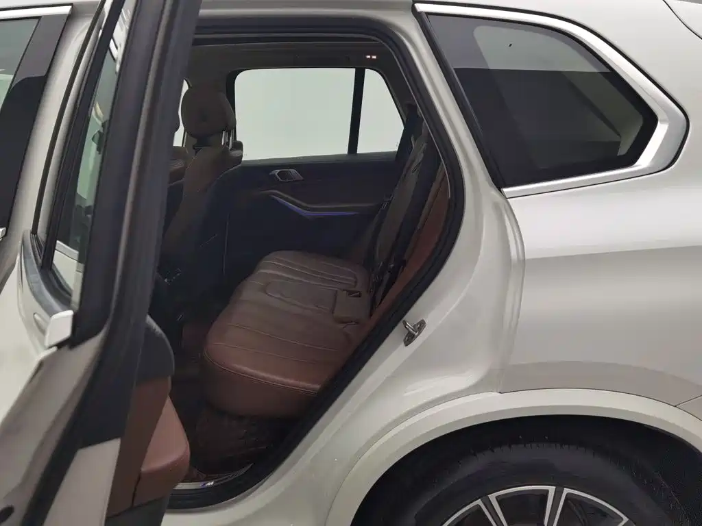BMW X5 (Import) — фото 15