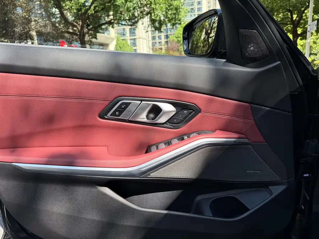 BMW 3 Series — фото 14