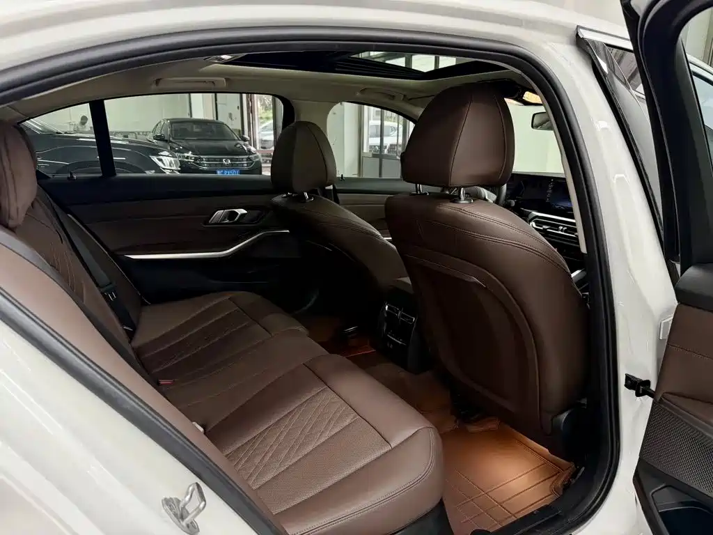BMW 3 Series — фото 13