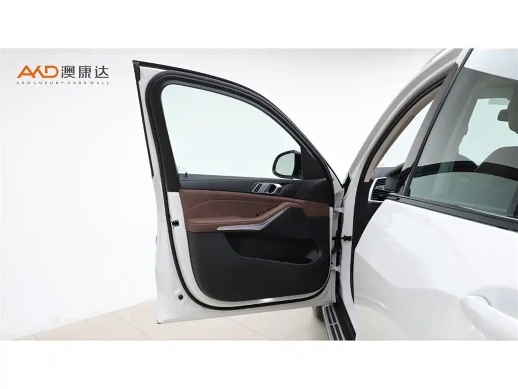 BMW X5 (Import) — фото 10