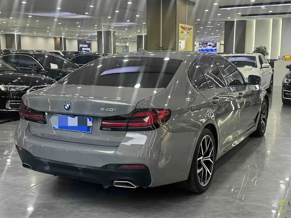 BMW 5 Series (Import) — фото 9