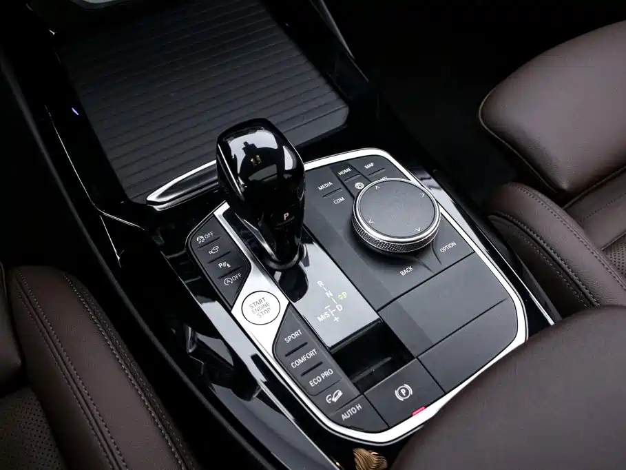 BMW X3 — фото 10