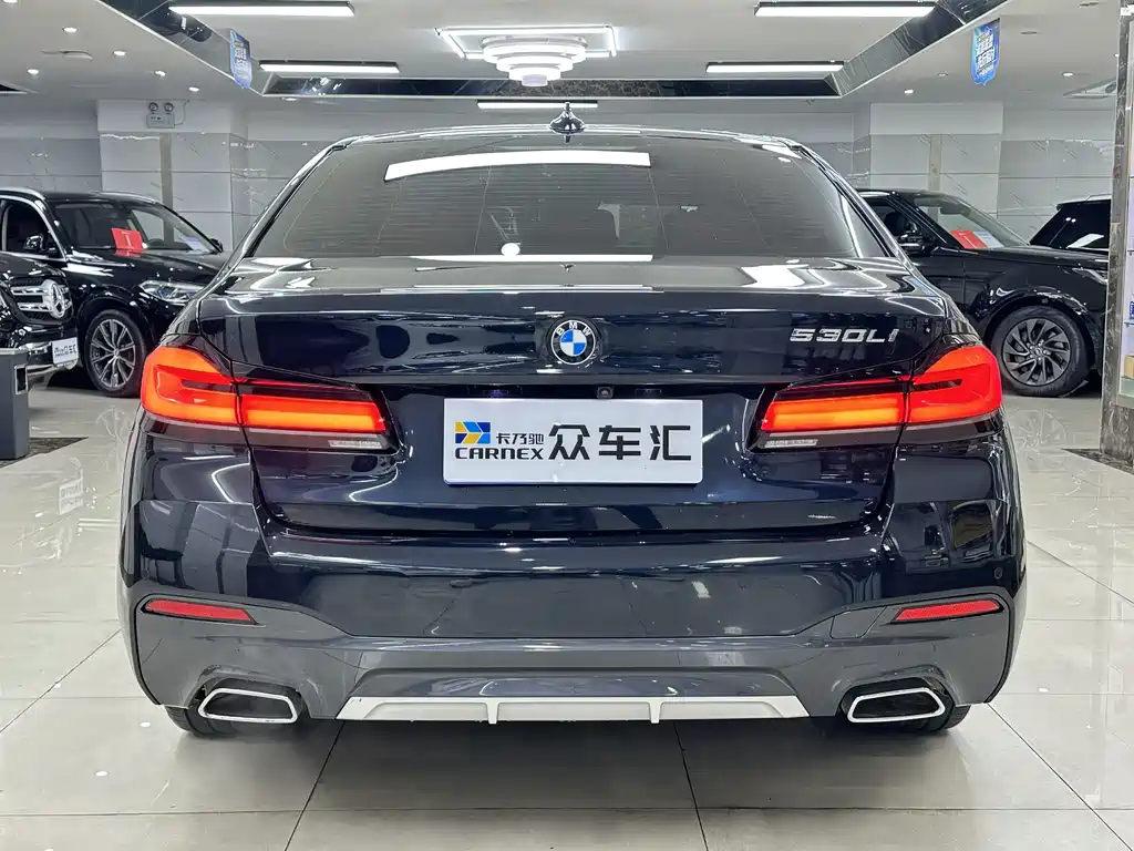 BMW 5 Series — фото 5