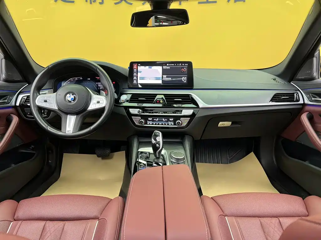 BMW 5 Series — фото 15