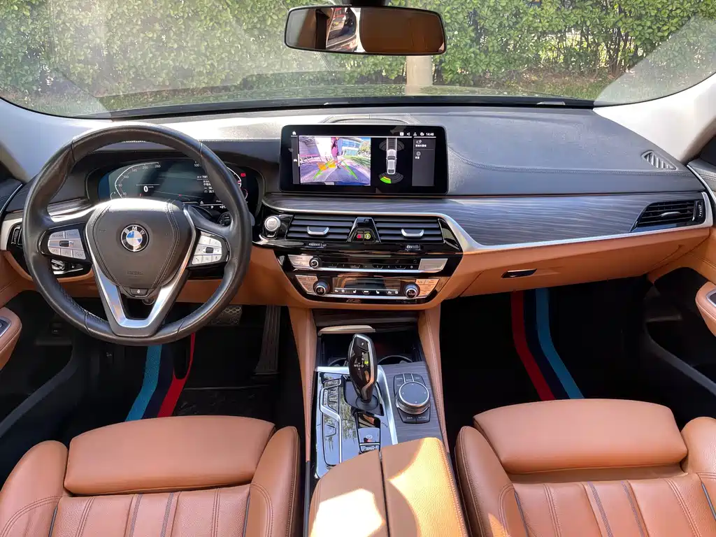 BMW 6 Series GT — фото 11