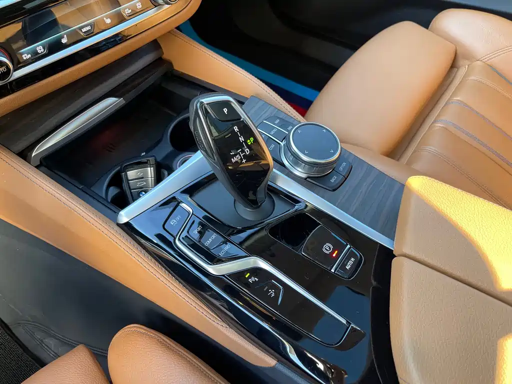 BMW 6 Series GT — фото 17
