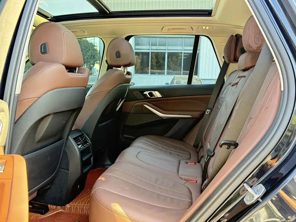 BMW X5 (Import) — фото 6