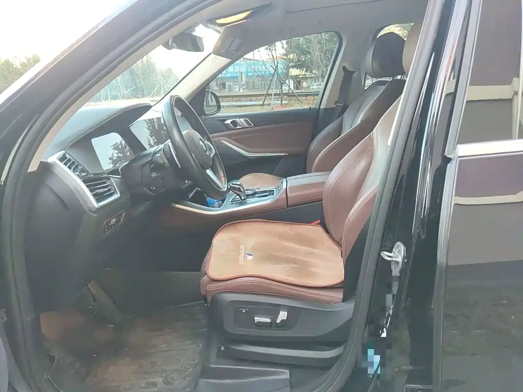 BMW X5 (Import) — фото 11