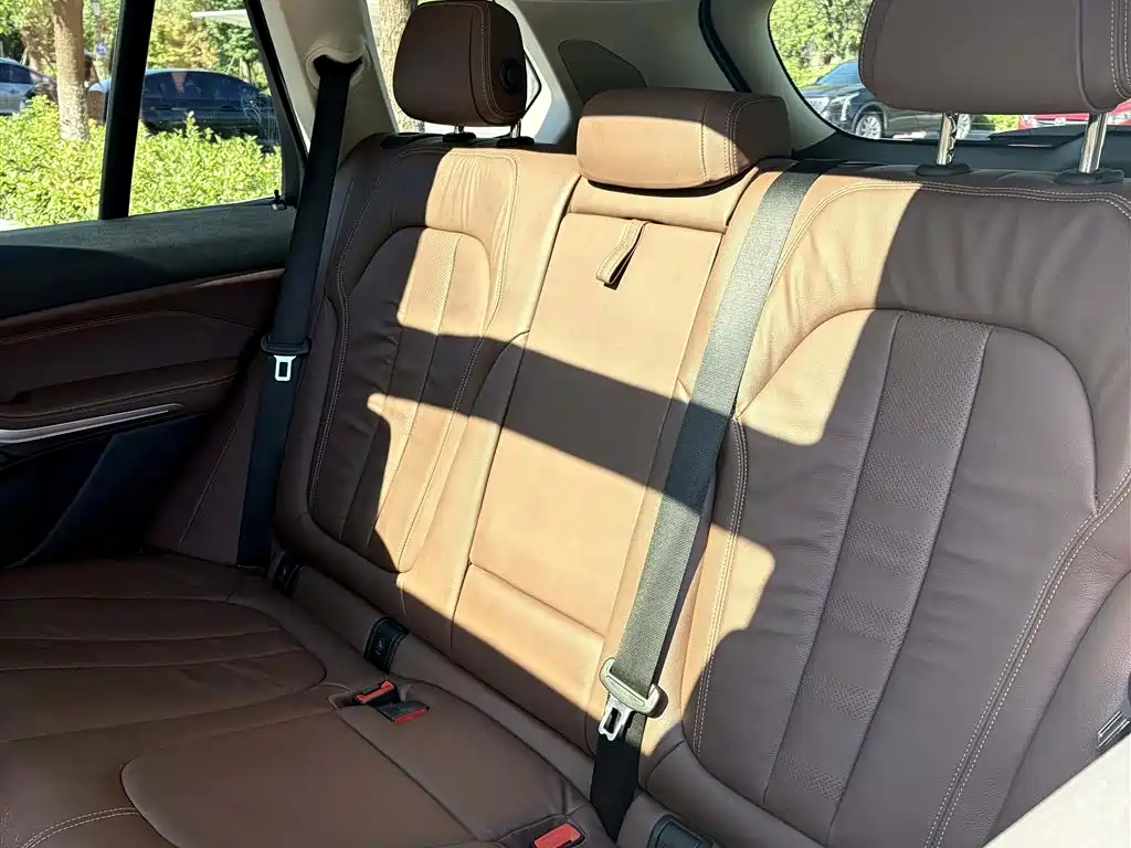 BMW X5 (Import) — фото 18