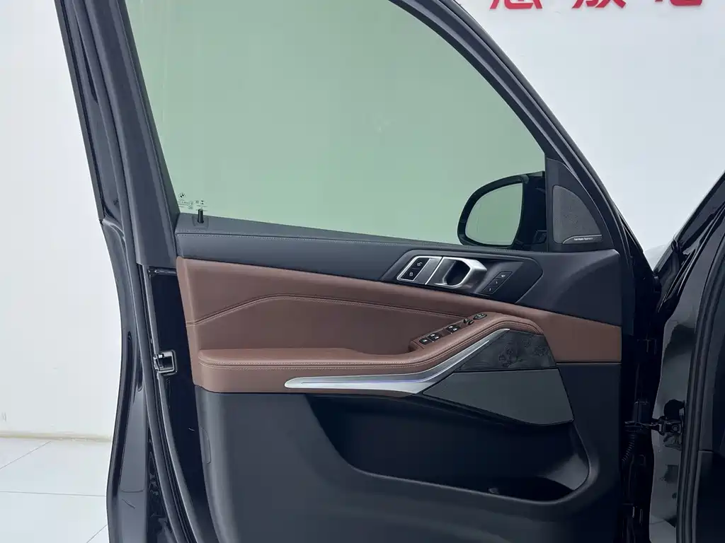 BMW X5 (Import) — фото 13