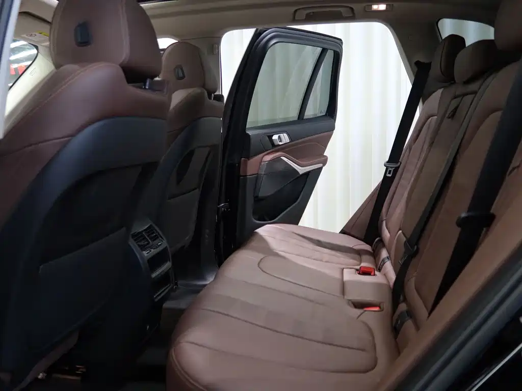 BMW X5 (Import) — фото 16