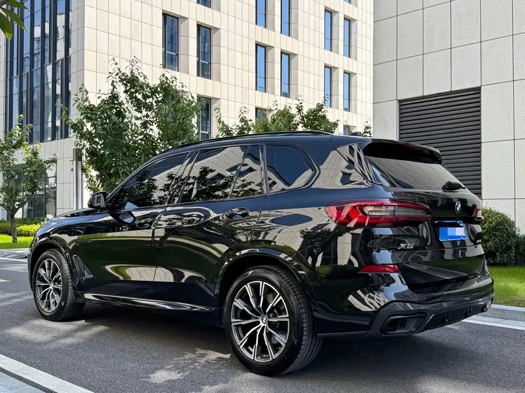 BMW X5 (Import) — фото 4