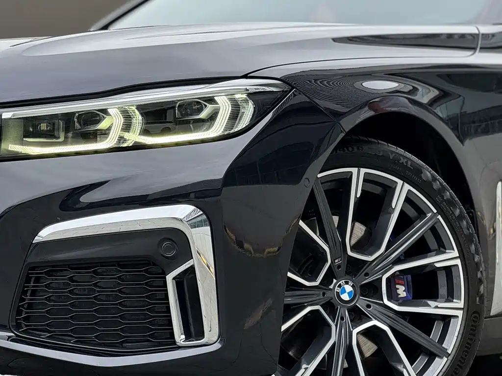 BMW 7 Series — фото 4