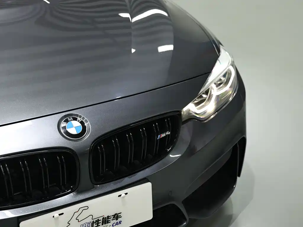 BMW M4 — фото 12