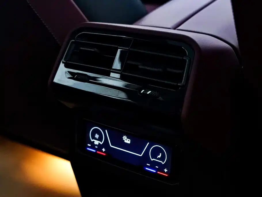 BMW 5 Series — фото 22