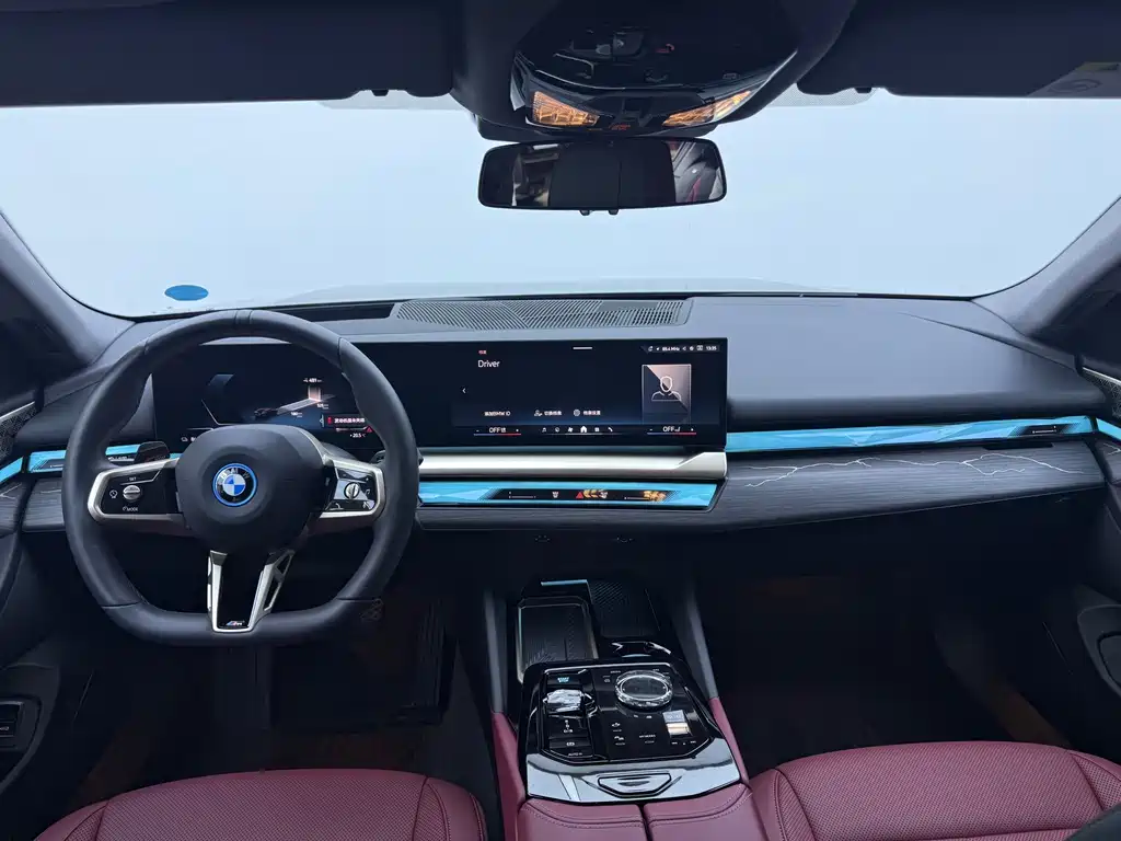 BMW i5 — фото 14