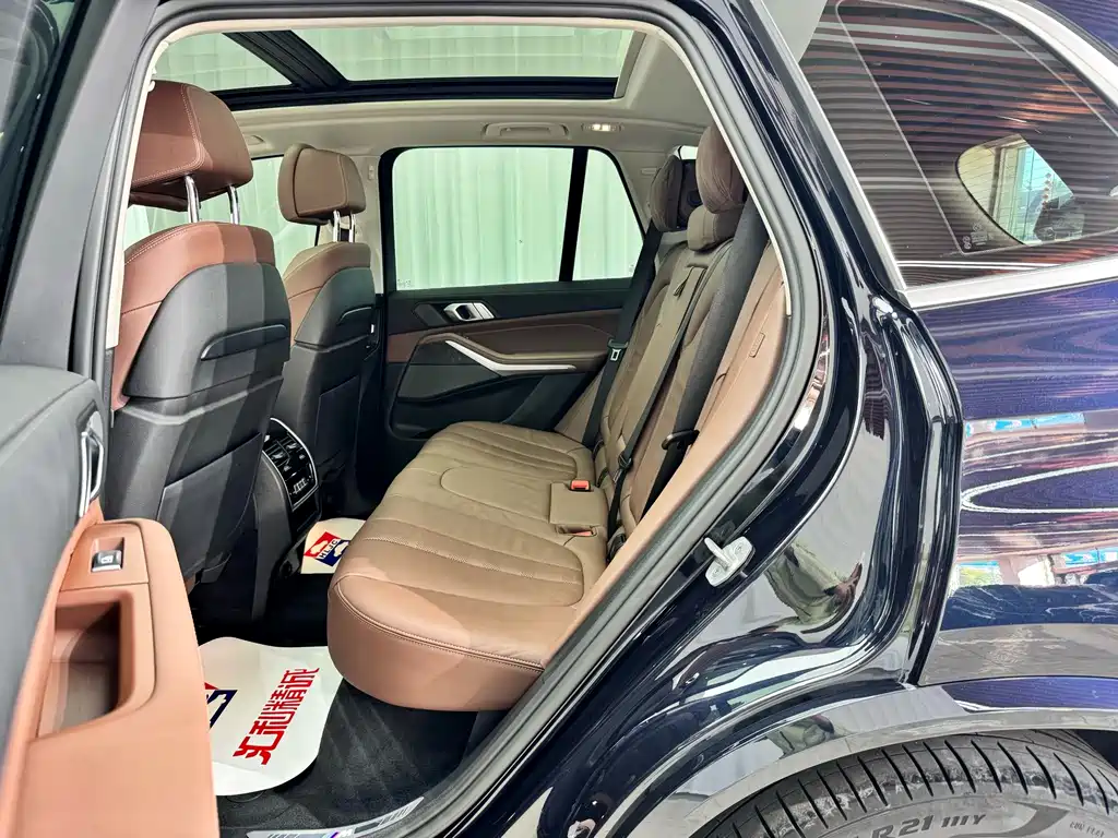 BMW X5 (Import) — фото 8