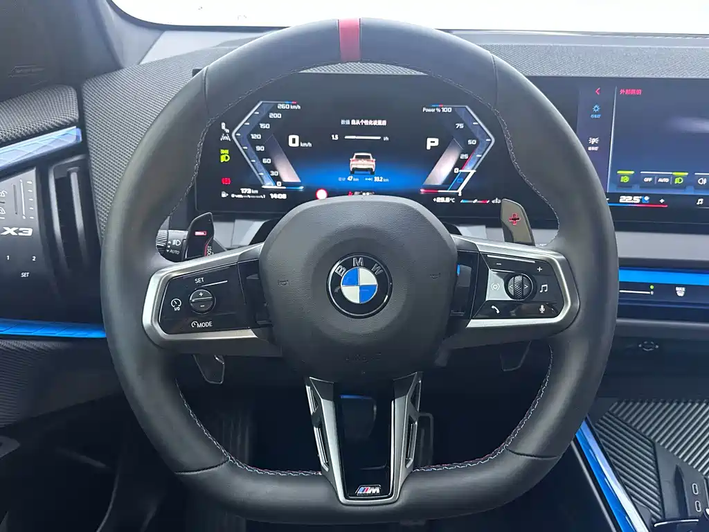 BMW X3 M50 — фото 11