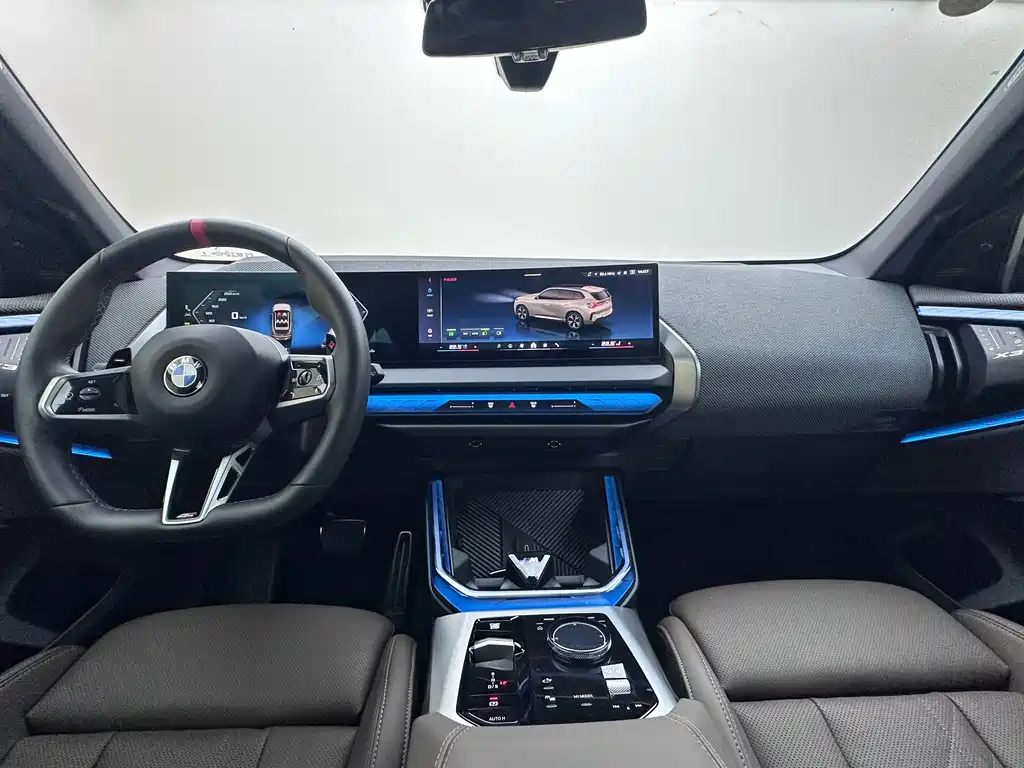 BMW X3 M50 — фото 8