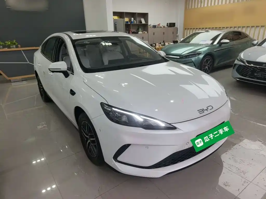 BYD Seal 05 DM-i — фото 4