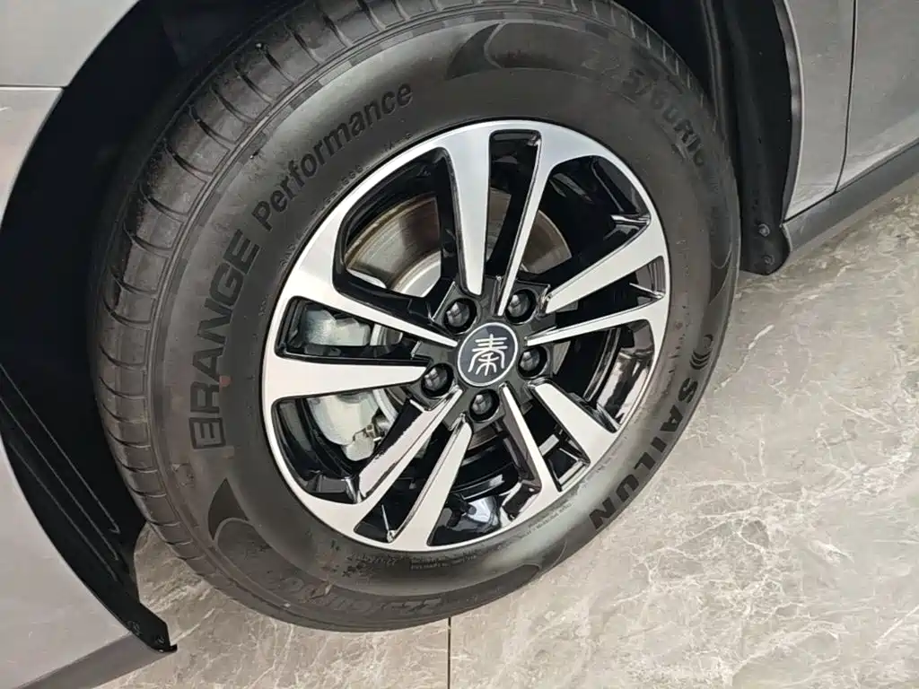 BYD Qin PLUS — фото 25