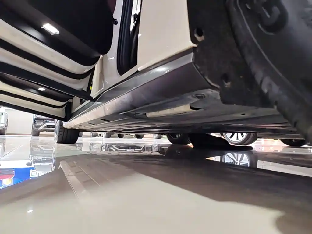 BYD Seal 07 DM-i — фото 22
