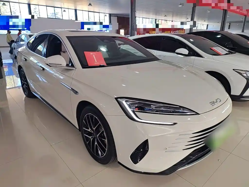 BYD Seal 07 DM-i — фото 4