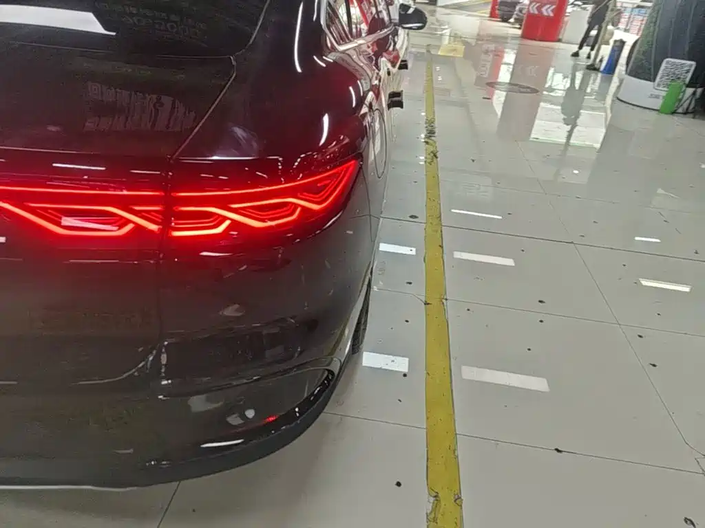 BYD Han — фото 24