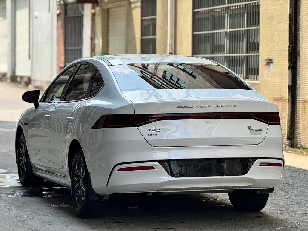 BYD Qin PLUS — фото 14