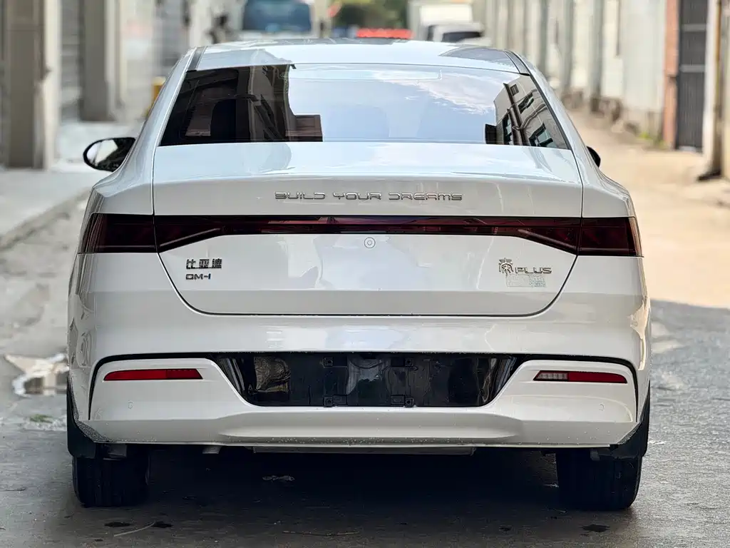 BYD Qin PLUS — фото 15