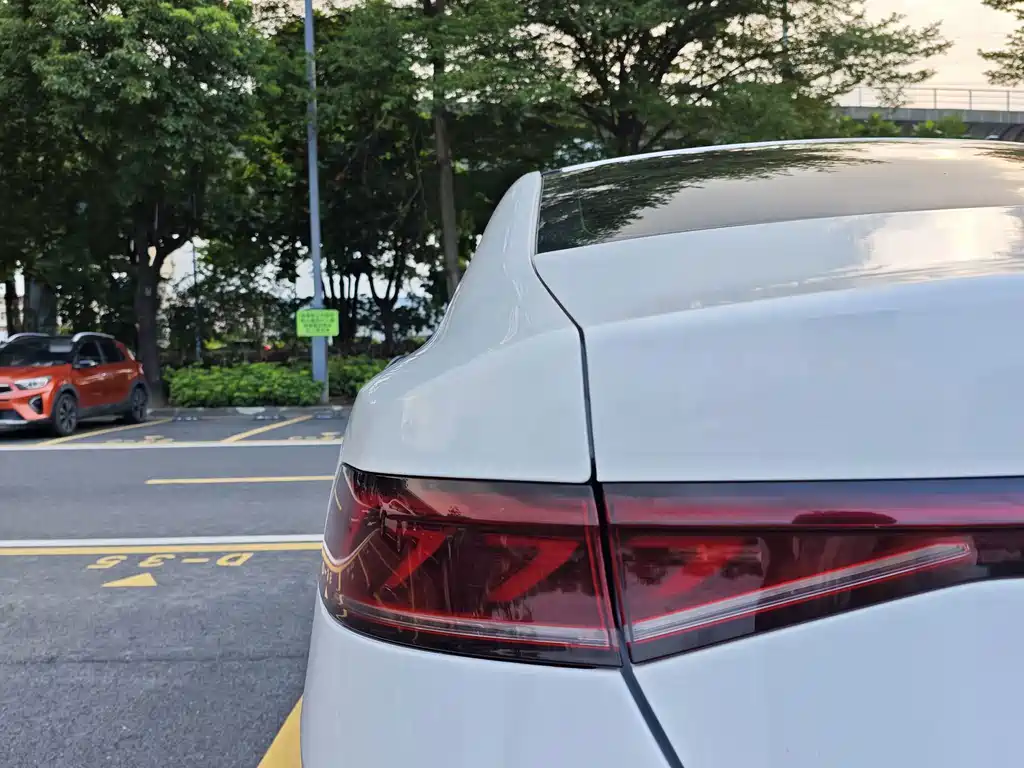 BYD Qin PLUS — фото 18