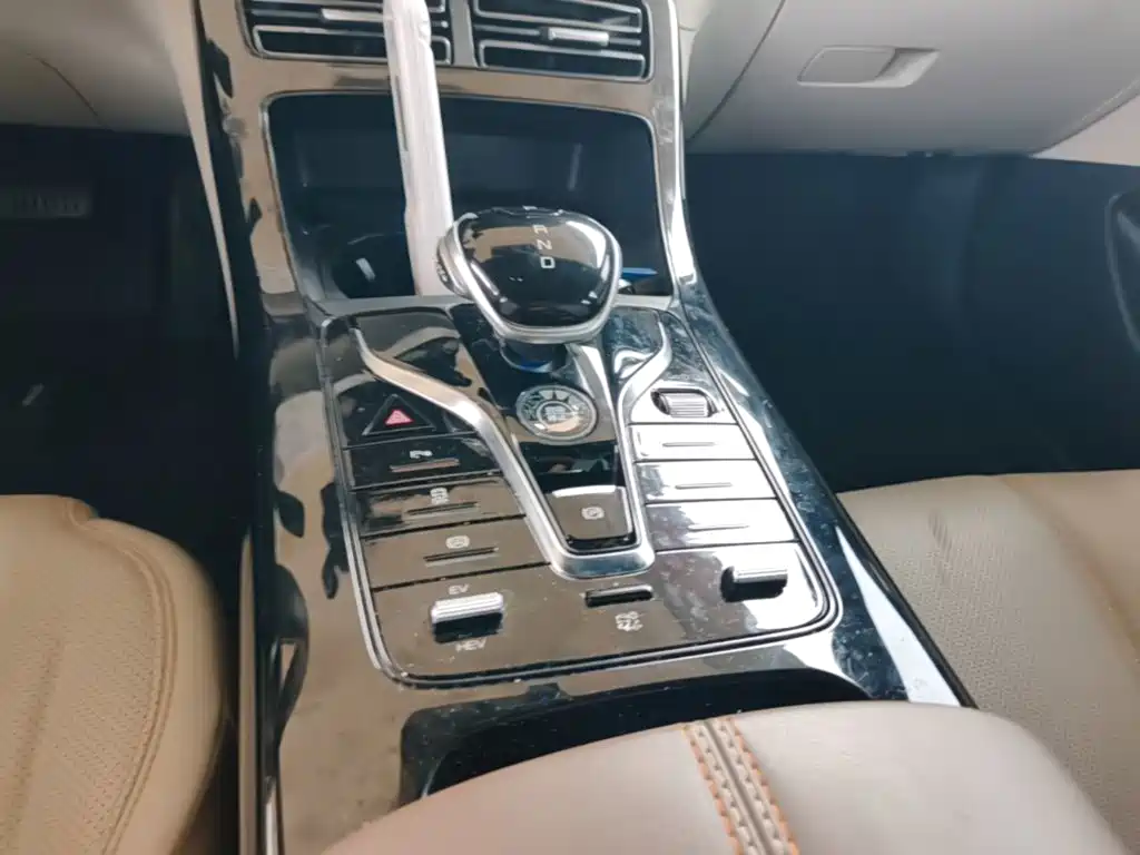 BYD Qin PLUS — фото 14