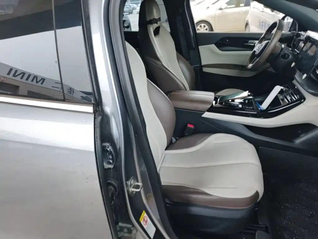 BYD Qin PLUS — фото 25