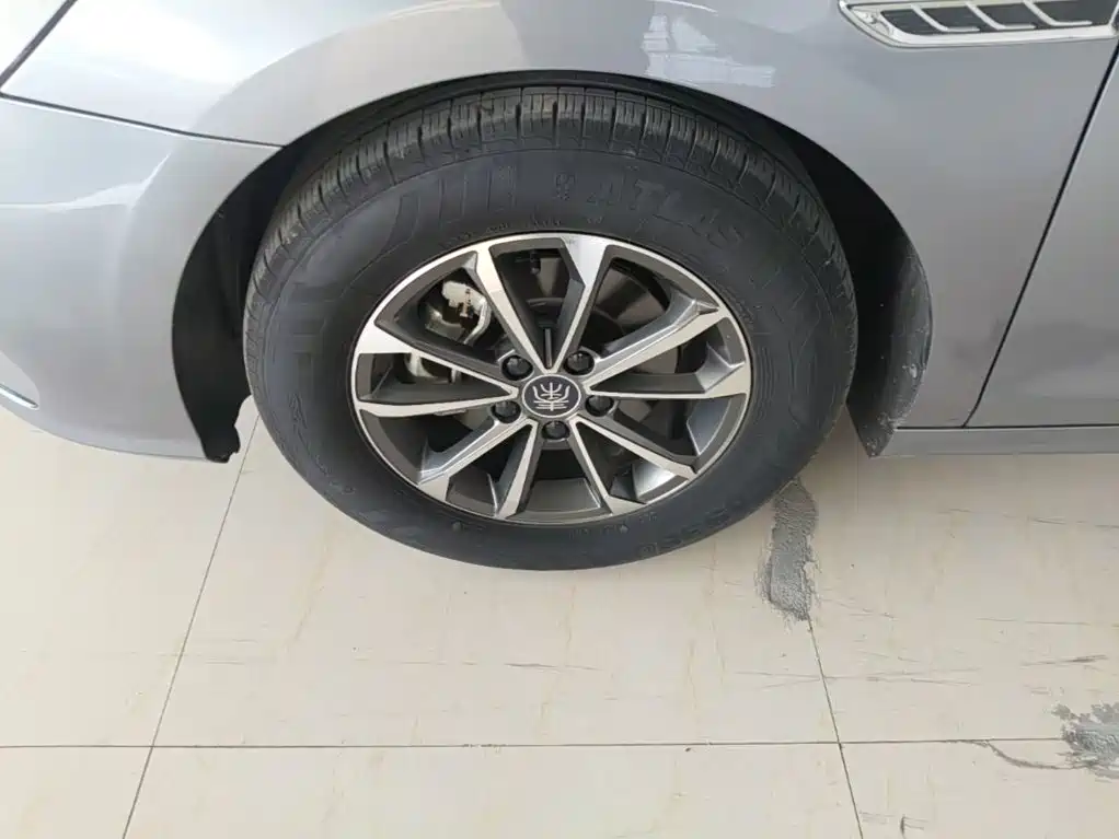 BYD Qin PLUS — фото 23