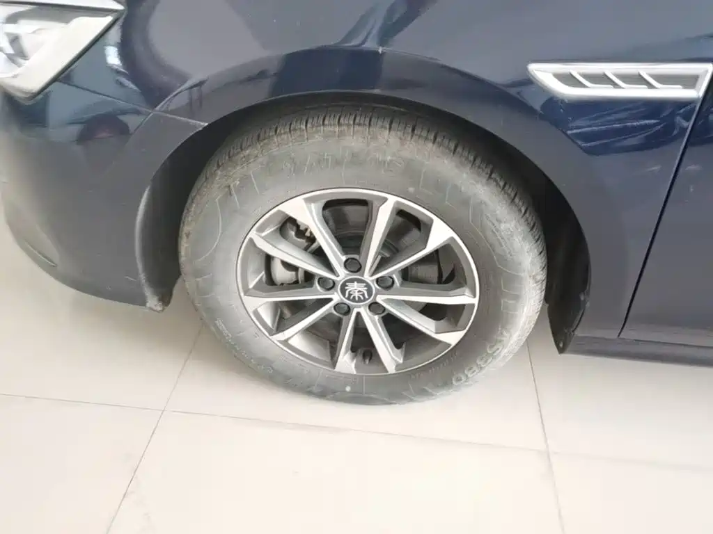 BYD Qin PLUS — фото 23