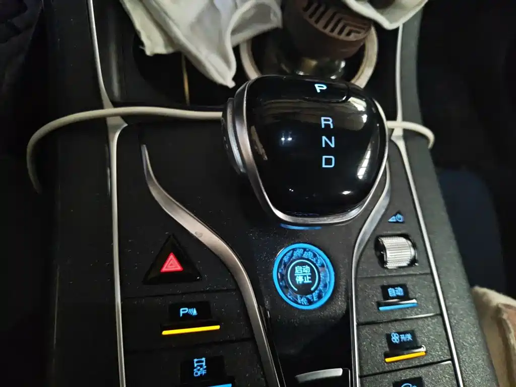 BYD Qin PLUS — фото 15