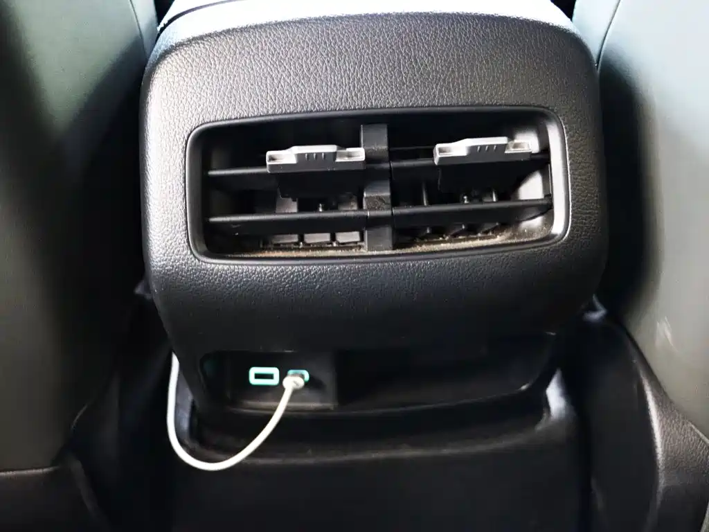 BYD Qin PLUS — фото 19