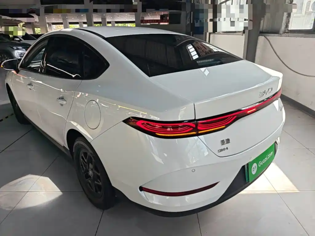 BYD Qin PLUS — фото 5