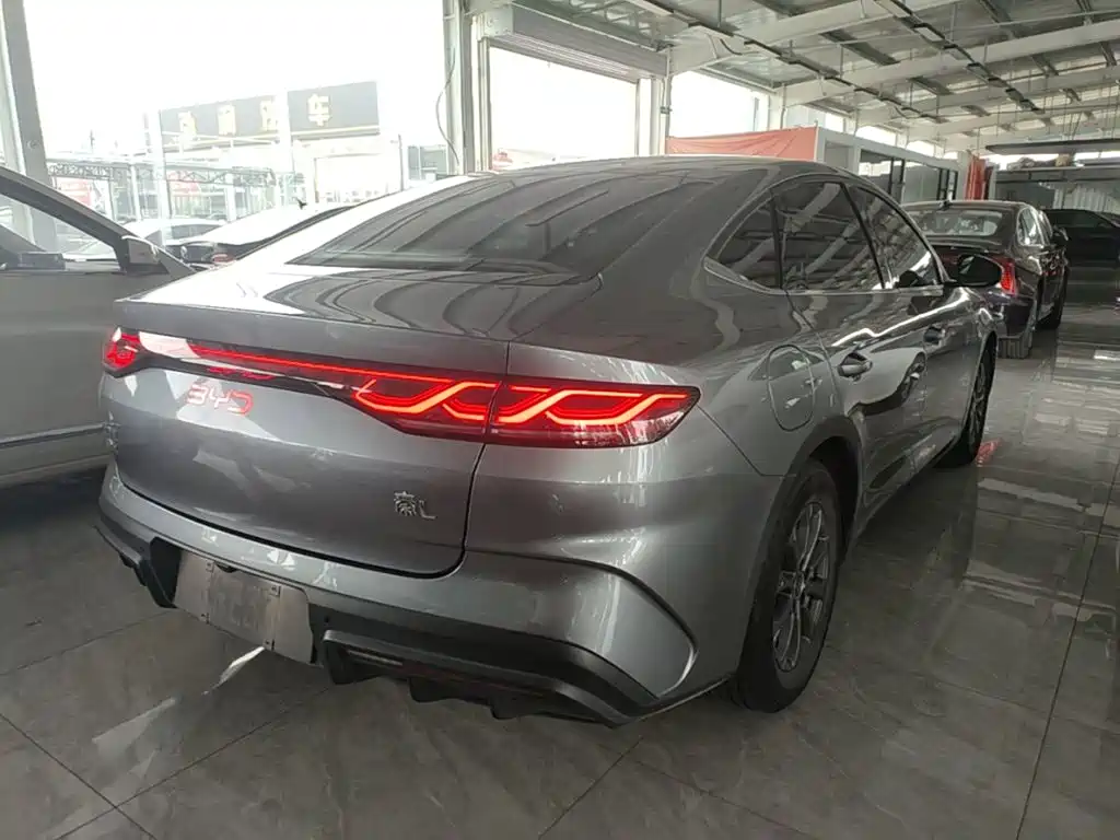 BYD Qin L — фото 7