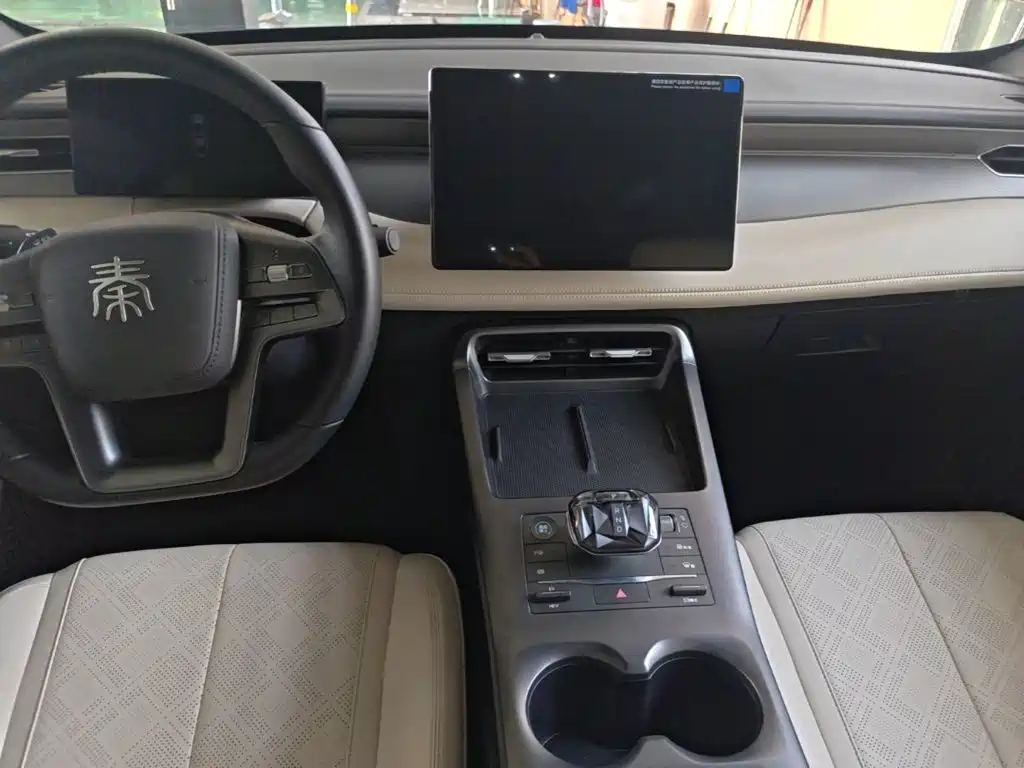 BYD Qin PLUS — фото 13