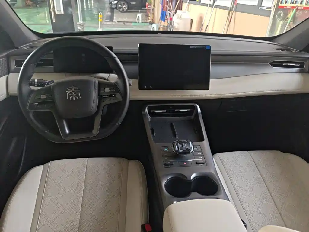 BYD Qin PLUS — фото 10