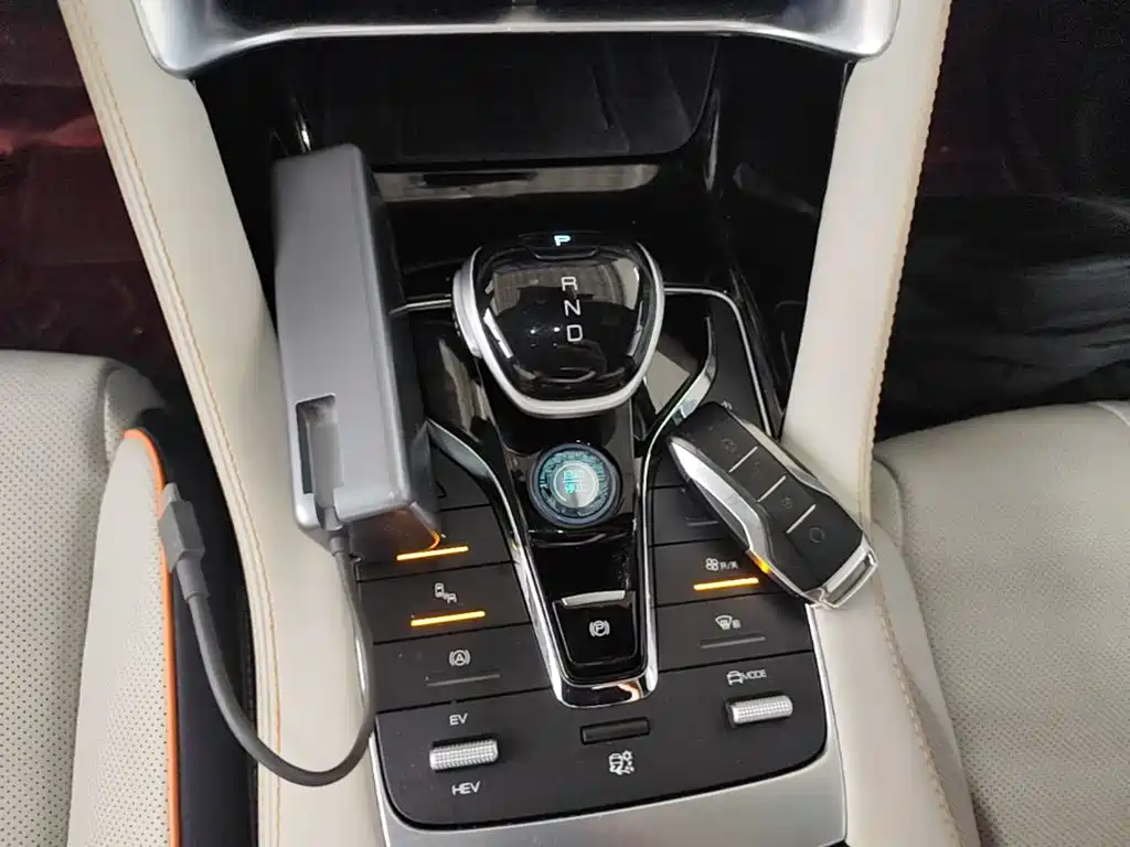 BYD PLUS New Energy — фото 14