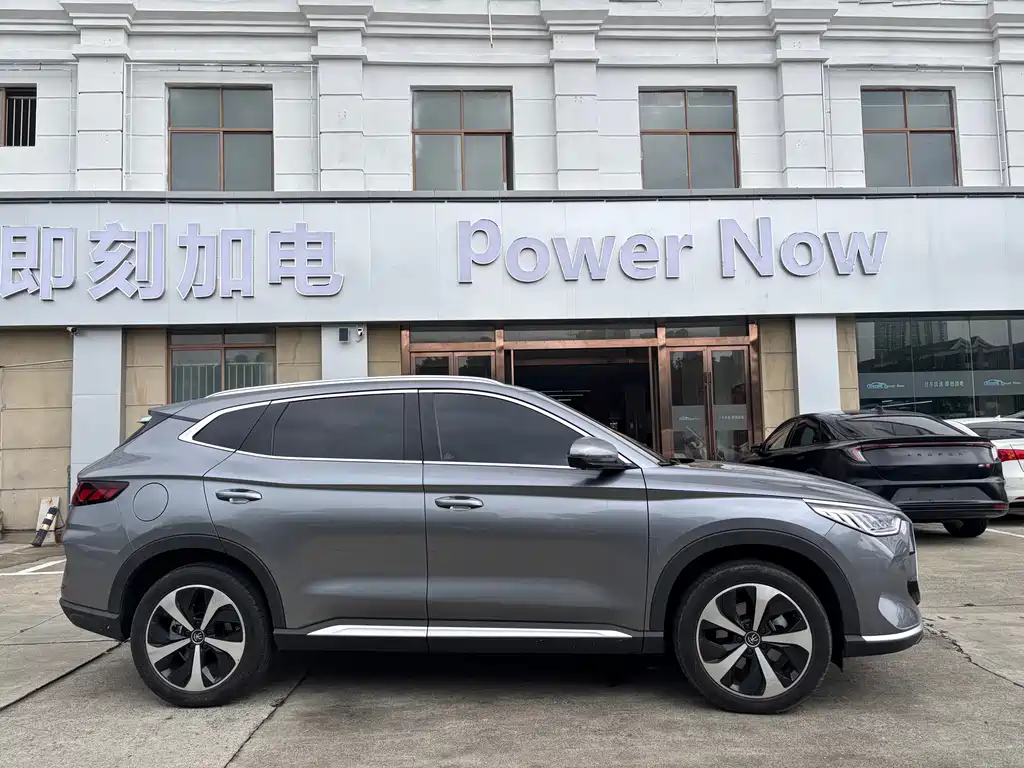 BYD PLUS New Energy — фото 4