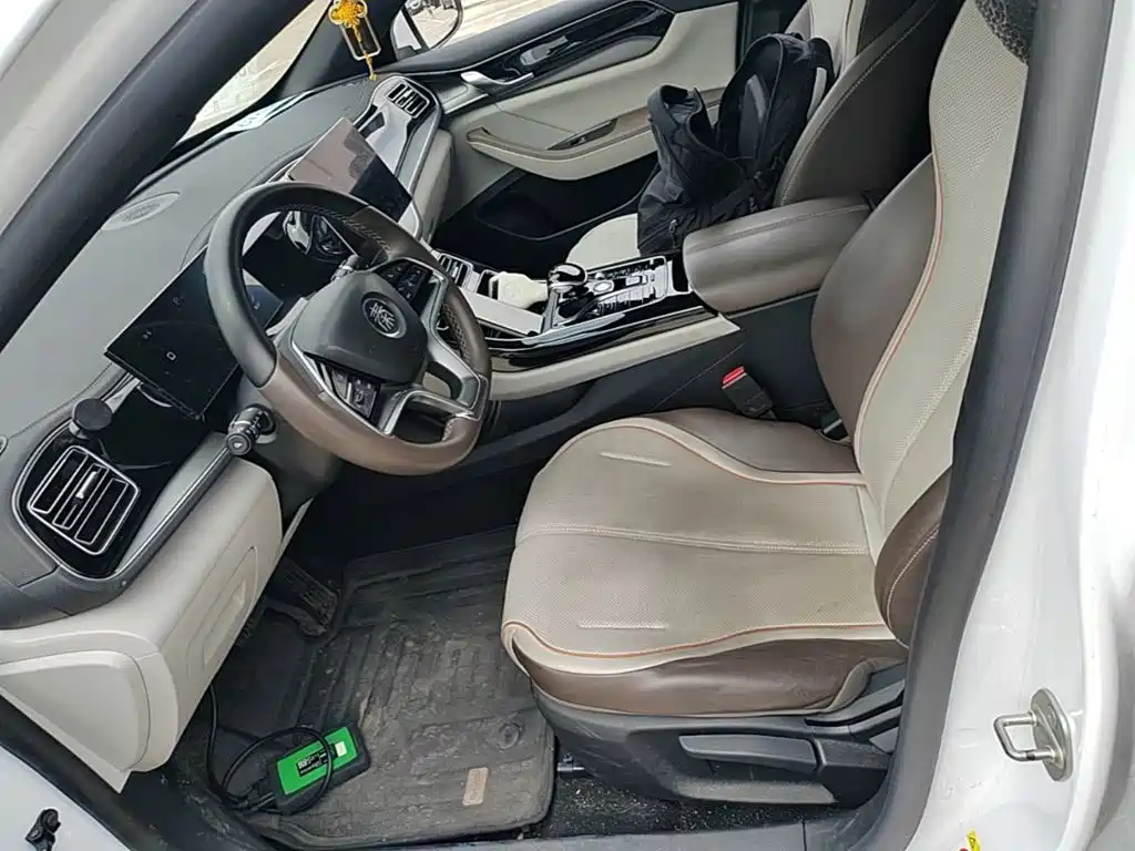 BYD Qin PLUS — фото 15