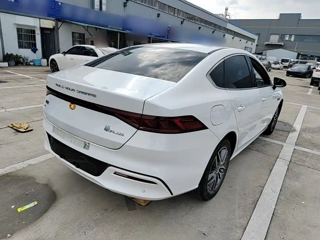 BYD Qin PLUS — фото 7