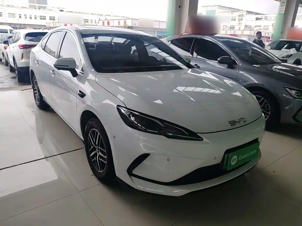 BYD Seal 05 DM-i — фото 4